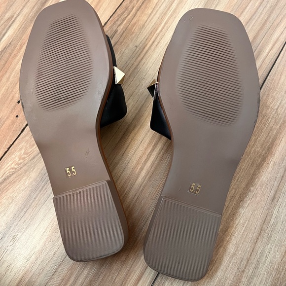 72. Steve Madden Chunky Huro Ssuare Toe Sandal Slides - Picture 4 of 4